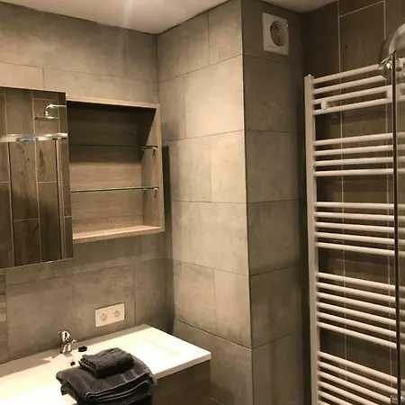 Residentie Valauris ميدل كيرك